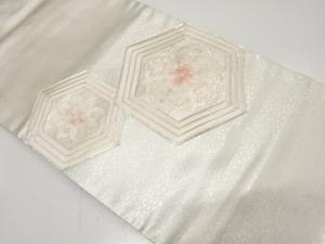 亀甲に華紋　刺繍　名古屋帯